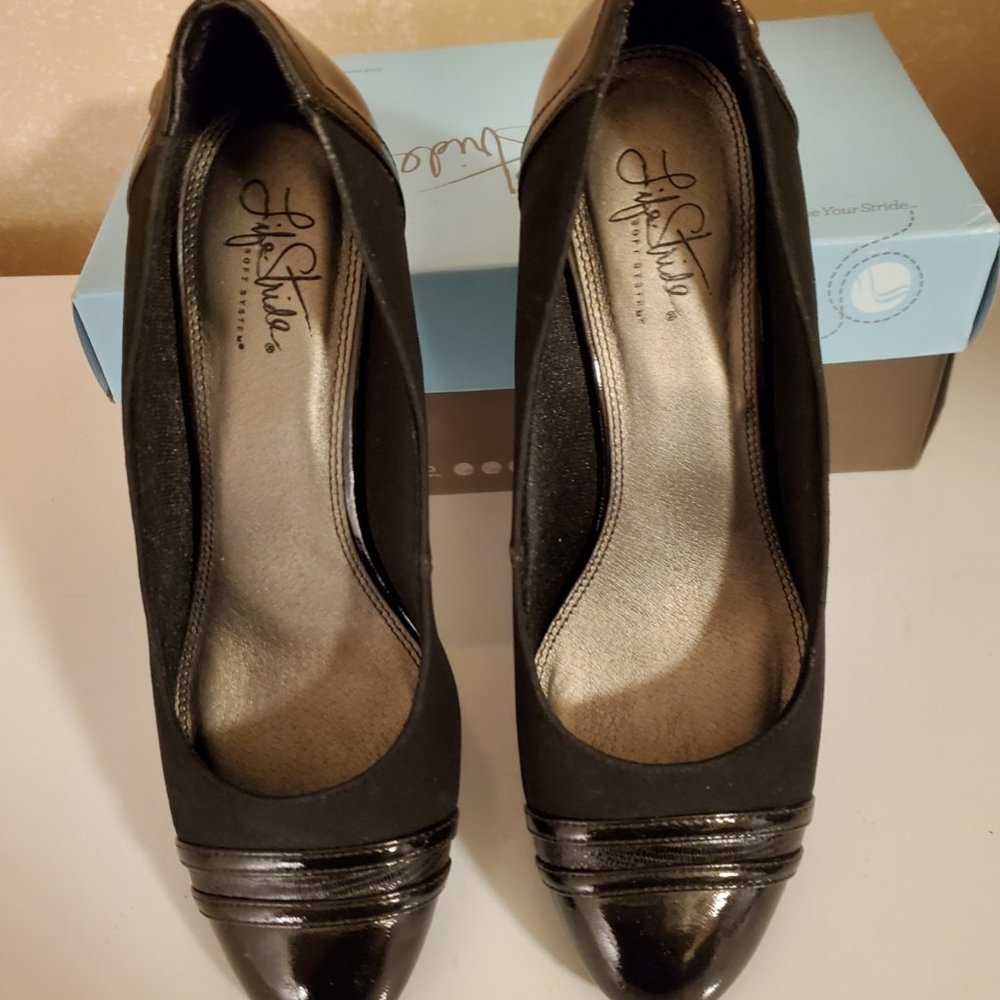 Life Stride  Wedge Dress shoe